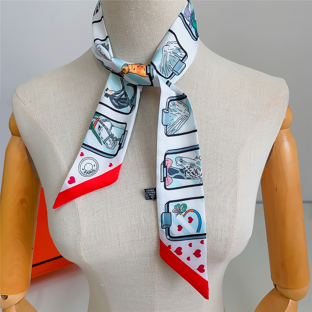 Brand Design Twill 100% Silk S – обзор и цена Face Scarf Mask