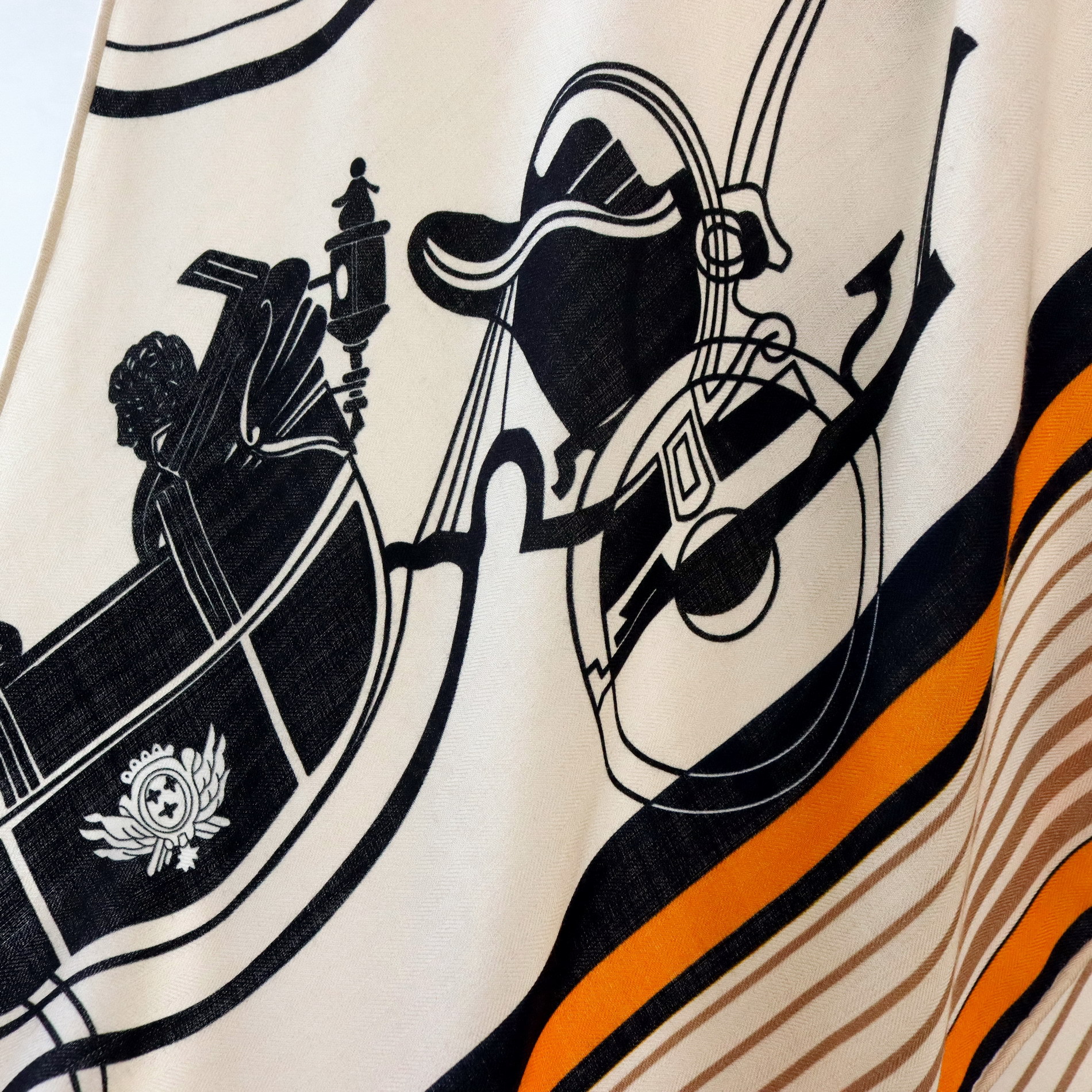 Vintage Equestrian Print Silk  – обзор и цена Pashmina Wrap Large