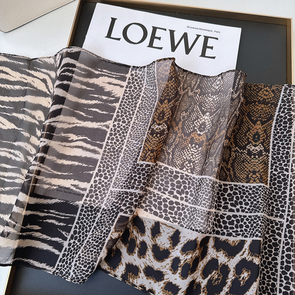 Leopard Small Long Silk Scarf  – обзор и цена Silk Tie Striped