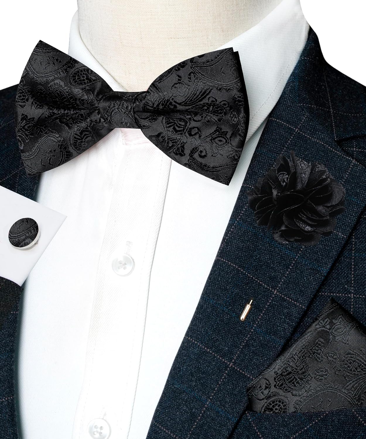 Paisley Pre-tied Bow Tie and P – обзор и цена Pocket Square Set