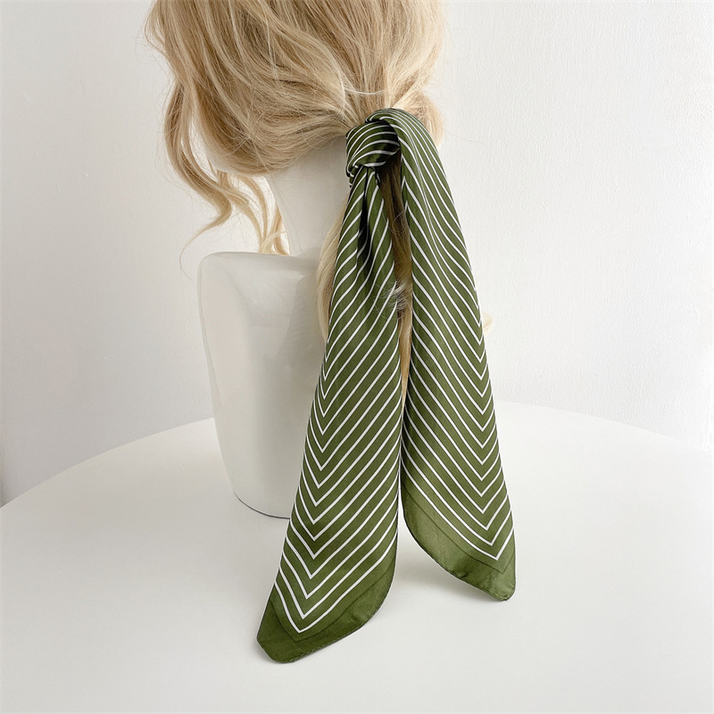 Luxury Stripe Silk Square Scar – обзор и цена Silk Tie Striped