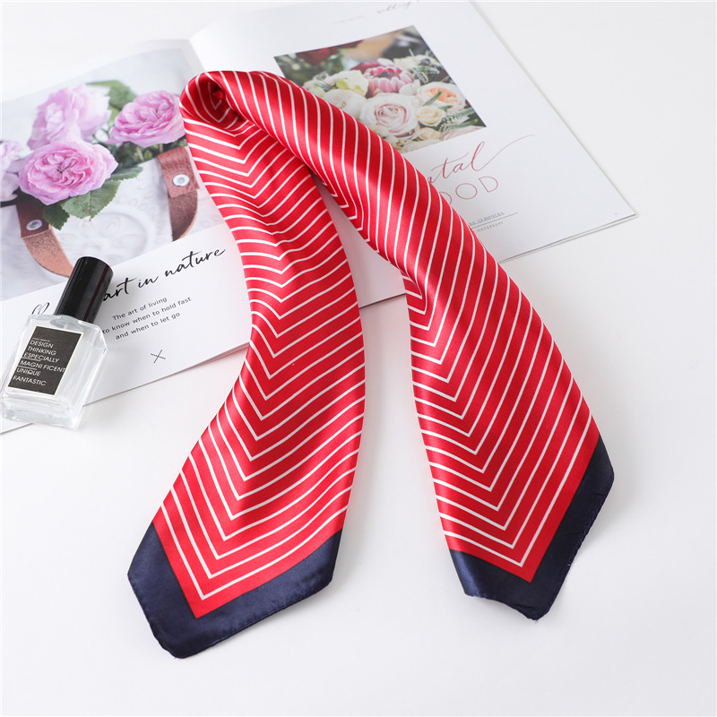 Luxury Stripe Silk Square Scar – обзор и цена Silk Tie Striped