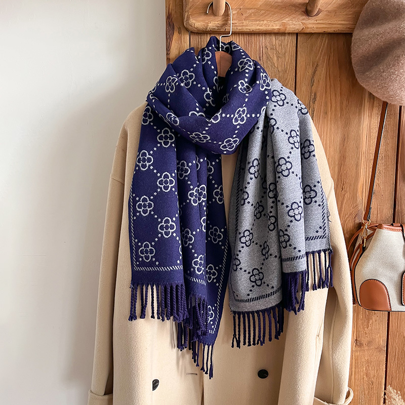 Brands Jacquard Design Winter  – обзор и цена Woven Scarf Blanket