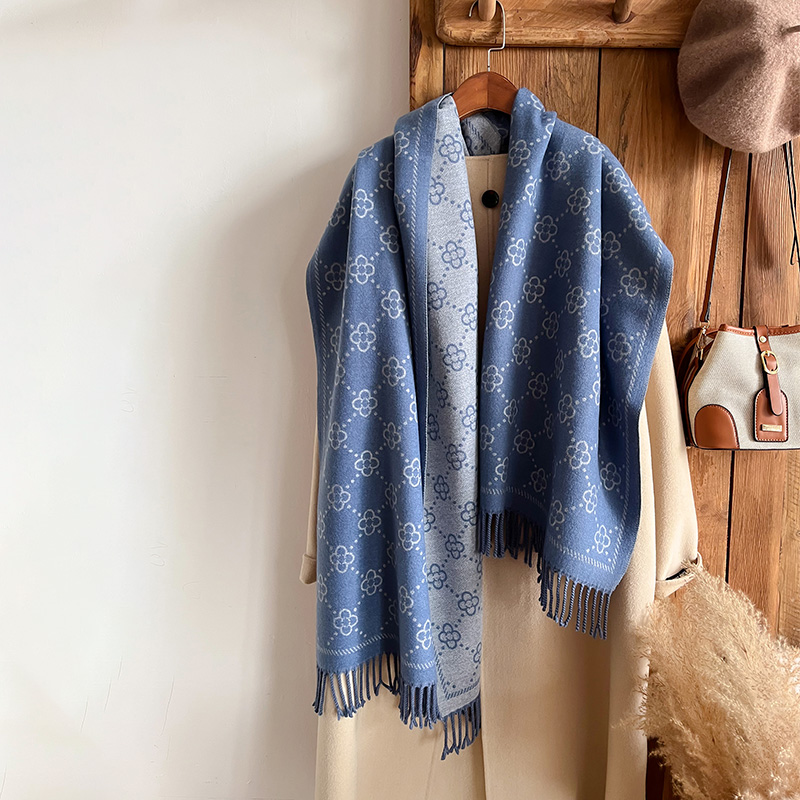 Brands Jacquard Design Winter  – обзор и цена Woven Scarf Blanket